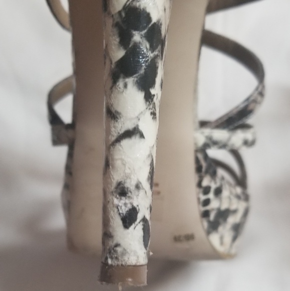 BCBG - Picture 5 of 5